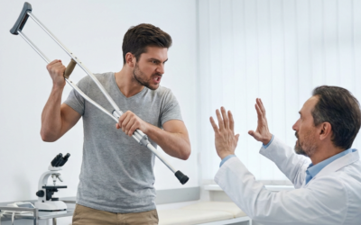 Comment gérer l’agressivité des patients : retour critique sur un stage.